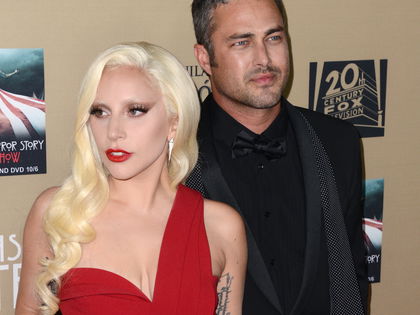 Endlich! Lady Gaga spricht über Trennung von Taylor Kinney - Sie hatte im Juli eine Beziehungspause mit ihrem Ex-Verlobten angekündigt