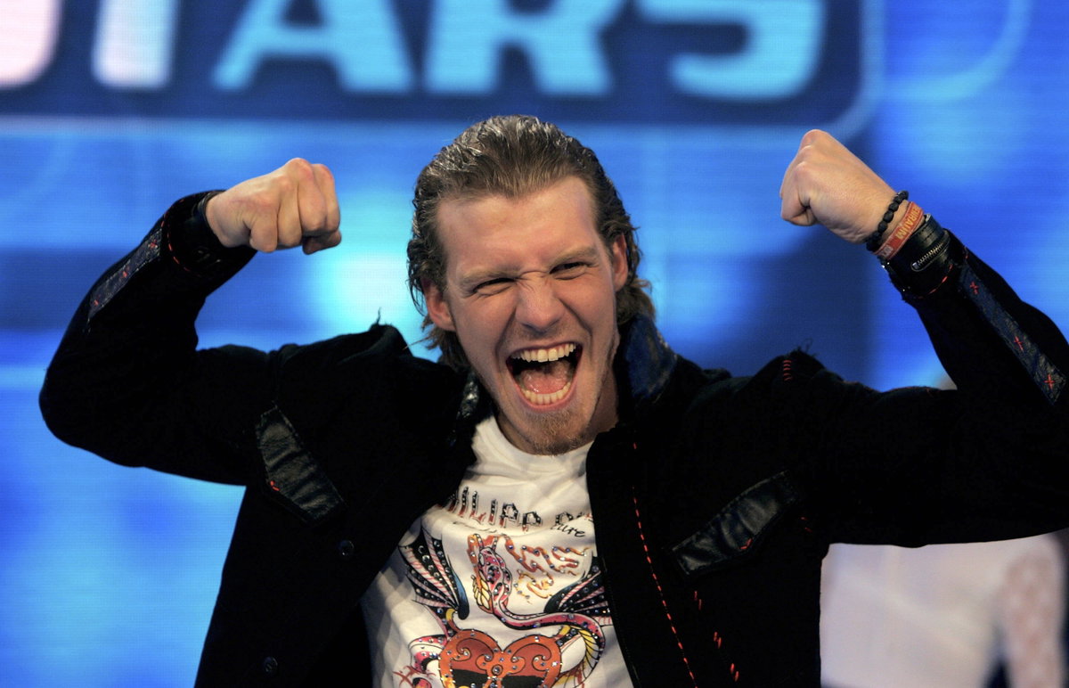 Tobias Regner freut sich nach seinem DSDS-Sieg