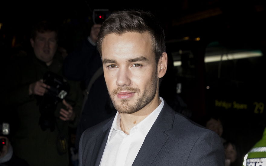 Liam Payne guckt ernst