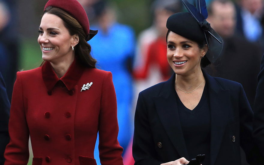 Kate und Meghan lachen