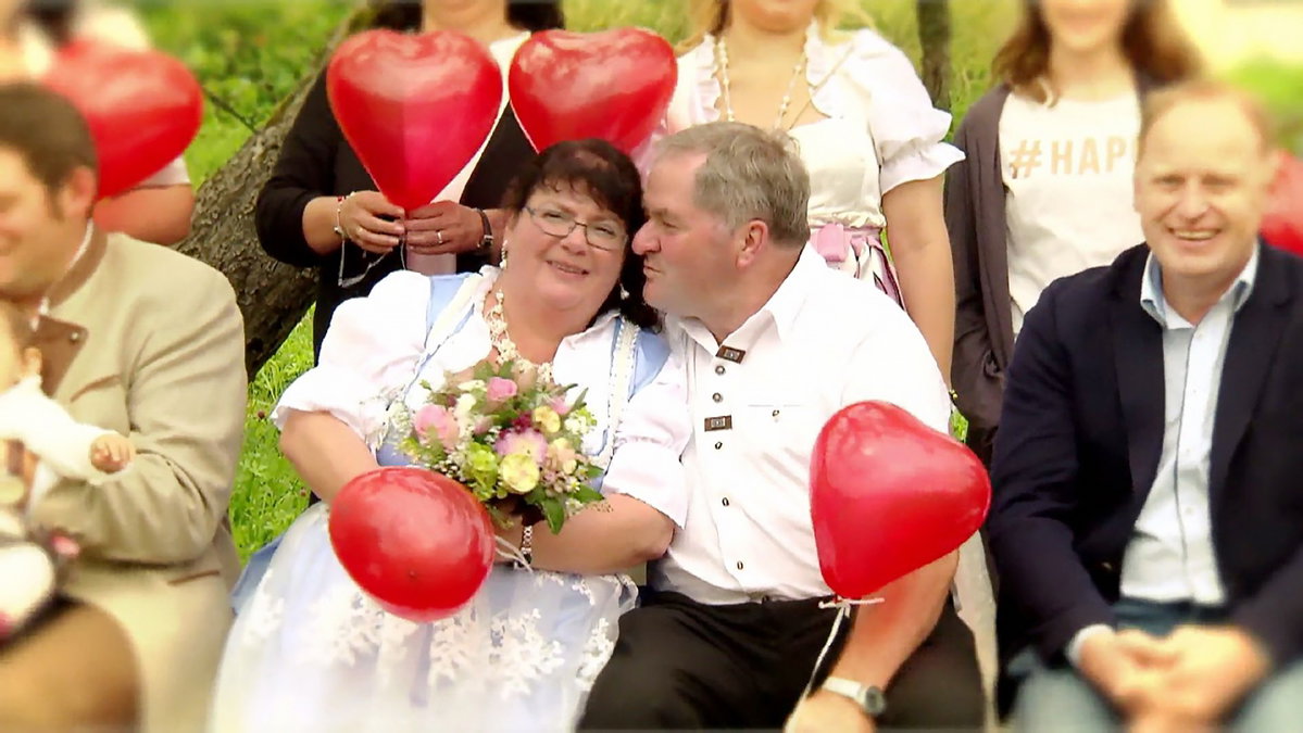 Das "Bauer sucht Frau"-Paar Albert und Sabine bei ihrer Hochzeit
