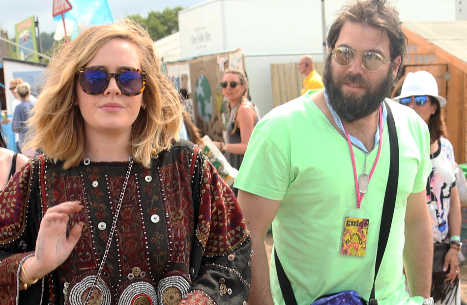 Adele und Ex-Mann Simon Konecki mit Sonnenbrillen