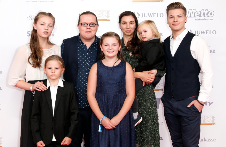 Angelo Kelly mit seiner Familie
