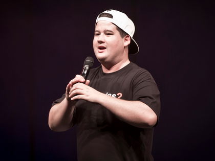 Chris Tall: Wer ist die Frau an der Seite des Comedians?