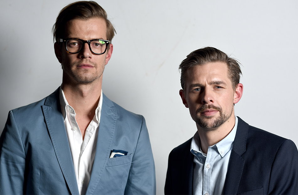 Joko Winterscheidt und Klaas Heufer-Umlauf ernst