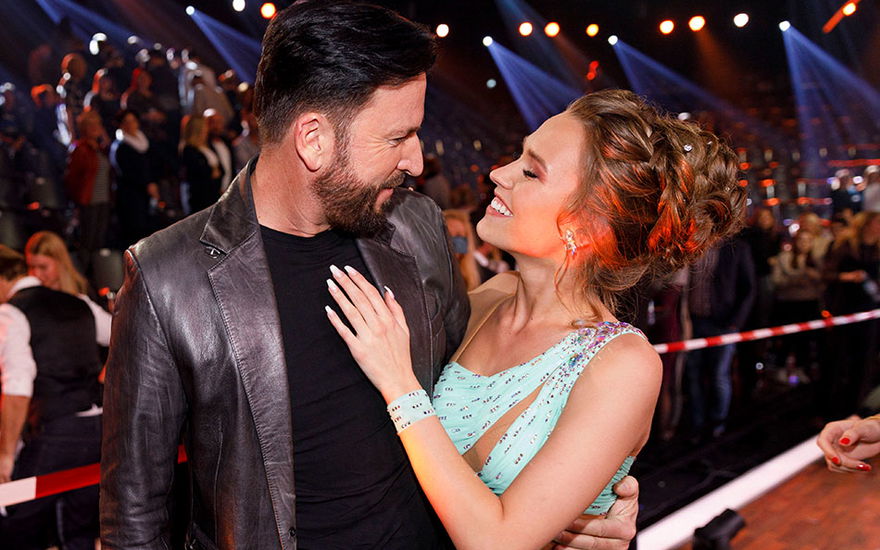 Michael Wendler und Laura Müller turteln