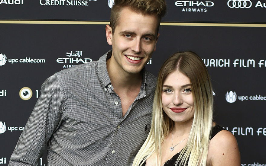 Julian Claßen & Bibi Heinicke posieren zusammen