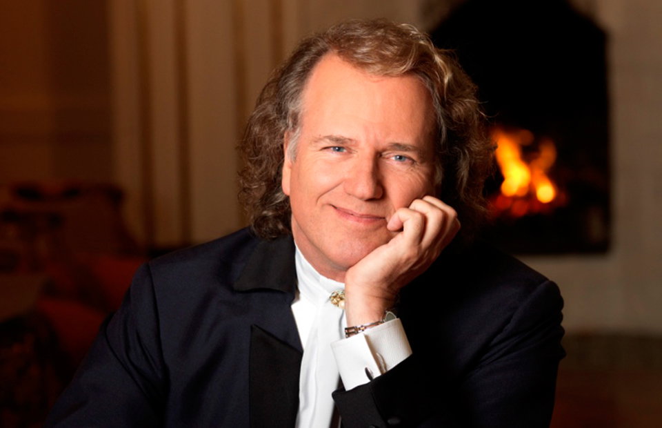 André Rieu (2020) lächelt in die Kamera