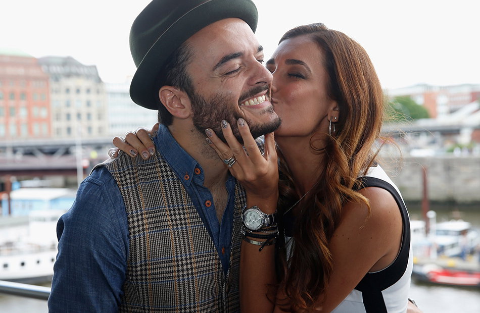 Giovanni Zarrella und Jana Ina Zarrella, Kuss auf die Wange