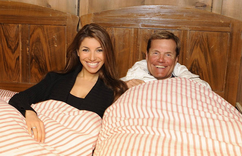 Carina Walz und Dieter Bohlen im Bett