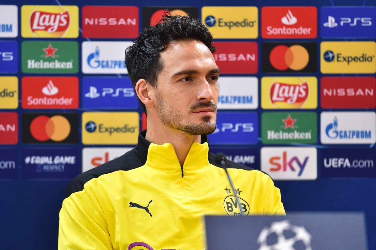 Mats Hummels bei einer Pressekonferenz