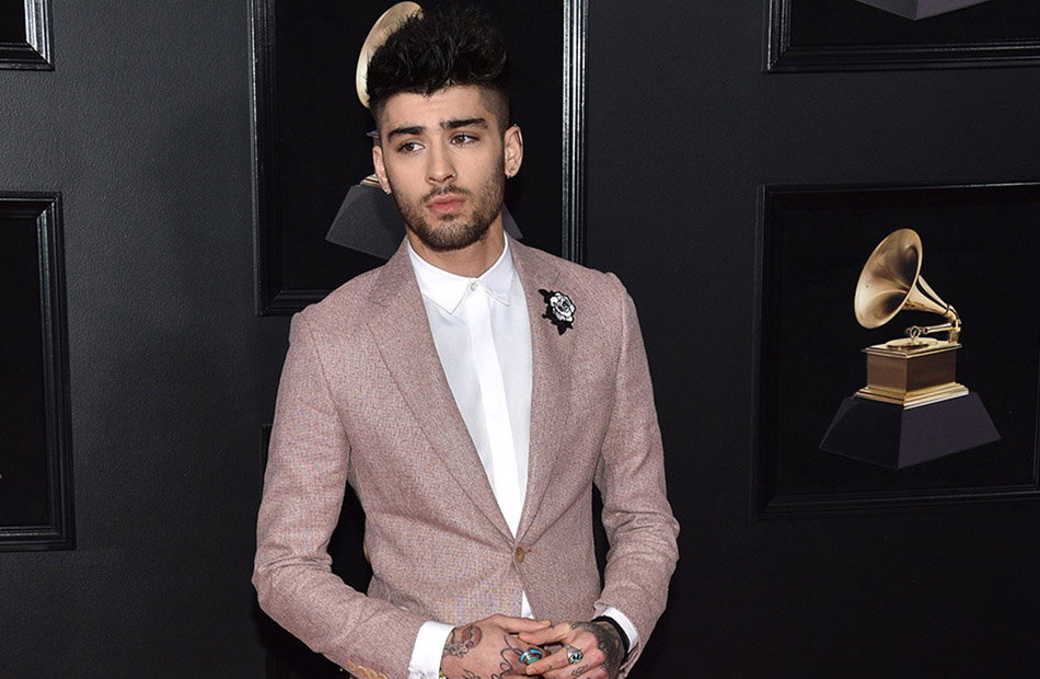 Zayn Malik in rosa Anzug bei den grammys