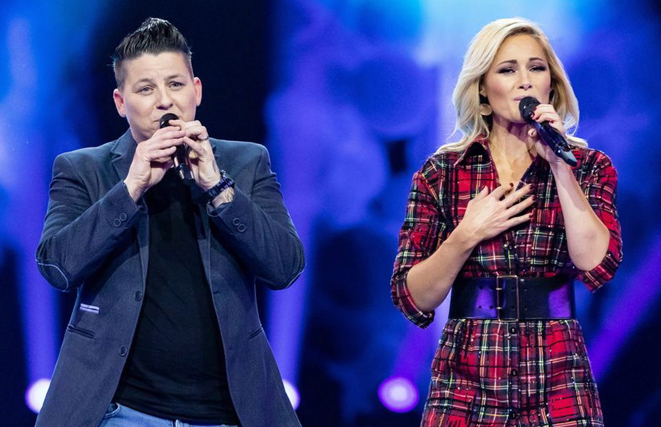 Kerstin Ott und Helene Fischer performen zusammen