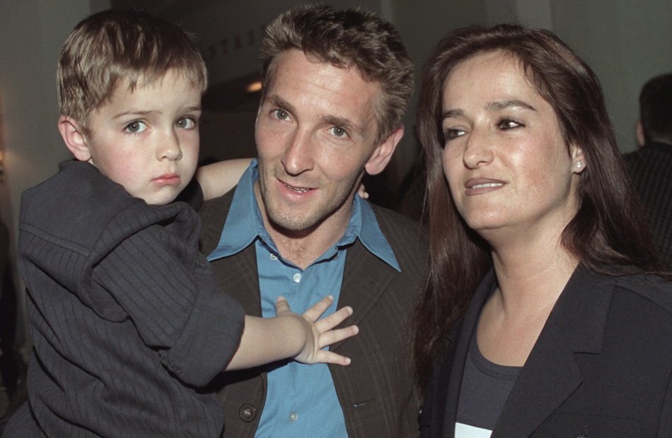 Mark Keller mit seinen Sohn Aaron und seiner Frau Tülin 1997