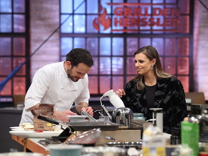 Laura Wontorra: Steffen Henssler zog sich aus - Flirt bei "Grill den Henssler