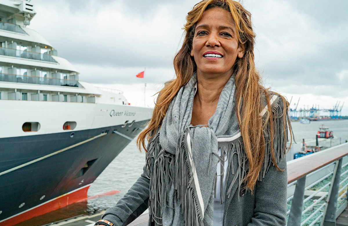 Nadja Abd el Farrag am Hamburg Cruise Center Altona im Juni 2018
