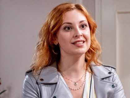 "Sturm der Liebe": Sophia Schiller lüftet Serien-Geheimnis