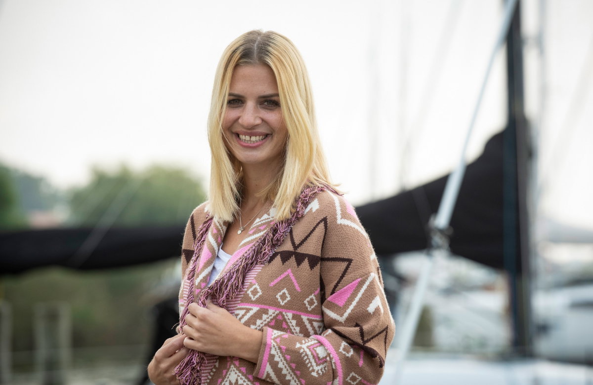 Susan Sideropoulos strahlt
