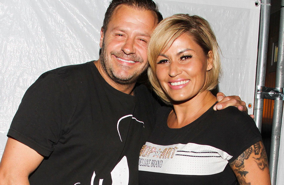 Willi Herren und Jasmin Herren Arm in Arm