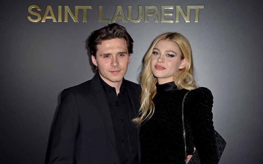 Brooklyn Beckham und Nicola Peltz posieren zusammen