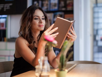 Buch-Tipps Januar 2024: Die 5 Must-Reads von OKmag.de