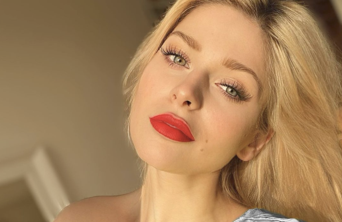 Marie Reim Selfie