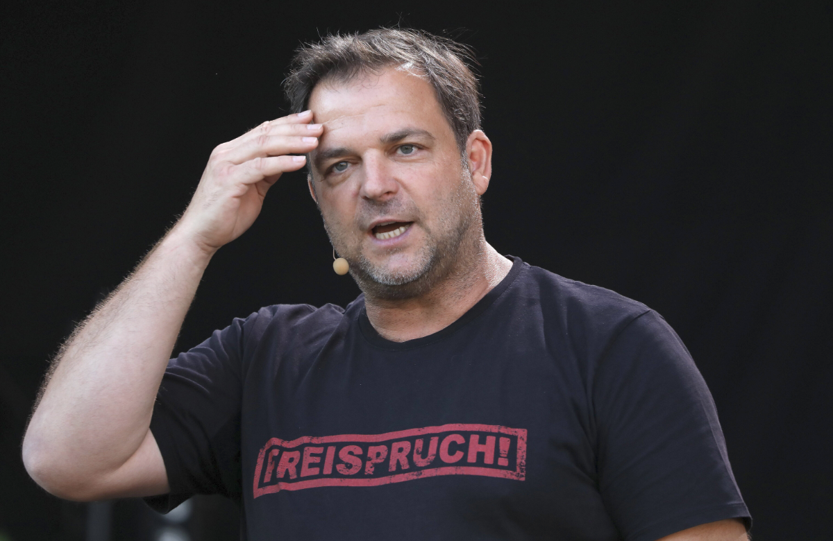 Martin Rütter guckt entsetzt
