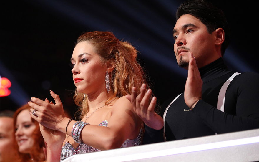 Oana Nechiti und Erich Klann gucken bei "Let's Dance" ernst