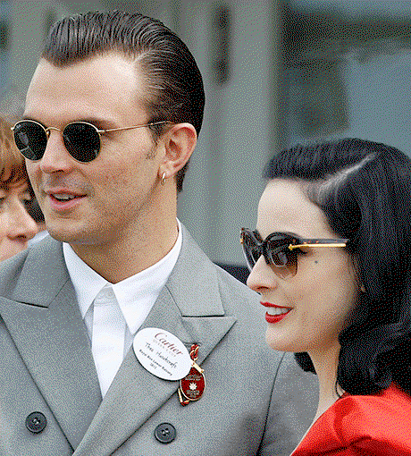 Er war ihr nicht Mann genug: Dita Von Teese und der "Hurts"-Sänger Theo Hutchcraft