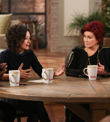 Sara Gilbert spach neben Sharon Osbourne in der US-Show "The Talk" über ihr Coming-Out