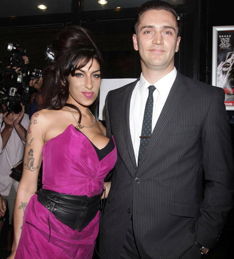 Amy Winehouse und Reg Traviss