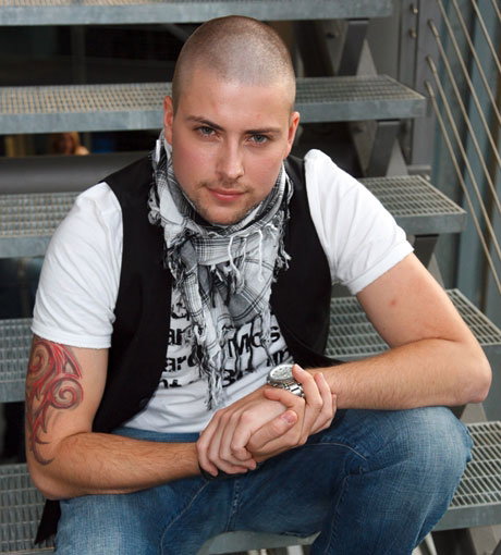 Trennungs-Fieber bei "GZSZ". 2009 hat sich Felix von Jascheroff von seiner Ehefrau Franziska Dilger getrennt. Das Paar lernte sich 2001 am Set kennen und hat seit 2005 eine gemeinsame Tochter. Jetzt sind beide wieder Single