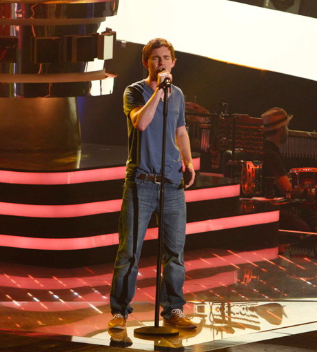 ...sang sich mit „1973" von James Blunt ins Team Nena