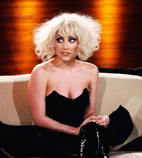 Bei ihrem Auftritt bei "Wetten dass ...?" wirkte sie ganz brav. Doch eigentlich brodelt es in Lady GaGa