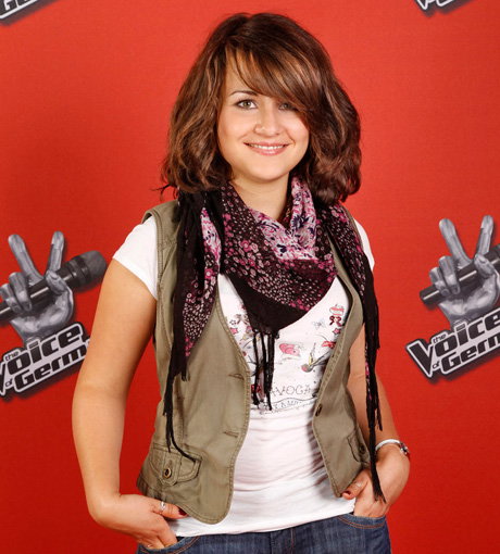 Kristin Lohse (16) aus Wiesbaden performte „Love For A Child" von Jason Mraz...