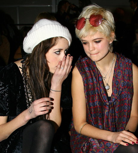 Die "wild girls" Peaches und Pixie ließen kaum etwas aus