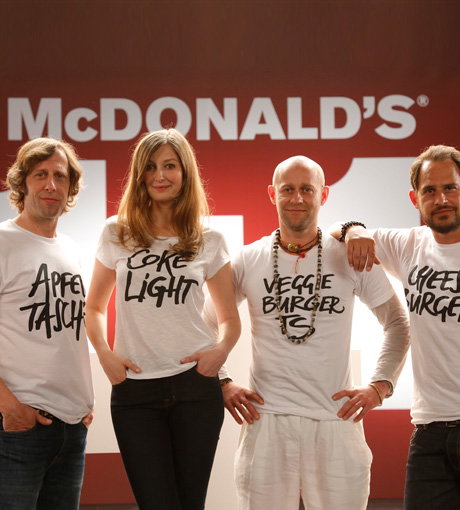 Oliver Korittke, Alexandra Maria Lara, Jürgen Vogel und Moritz Bleibtreu sind alle in den neuen Spots von McDonalds "1+1" zu sehen