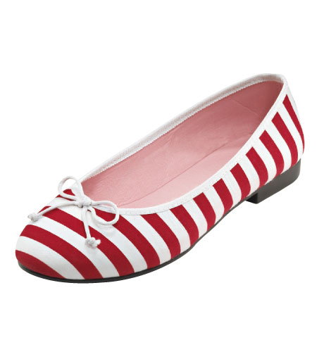 Schuhe mit Streifenmuster von Pretty Ballerinas, ca. 110 Euro