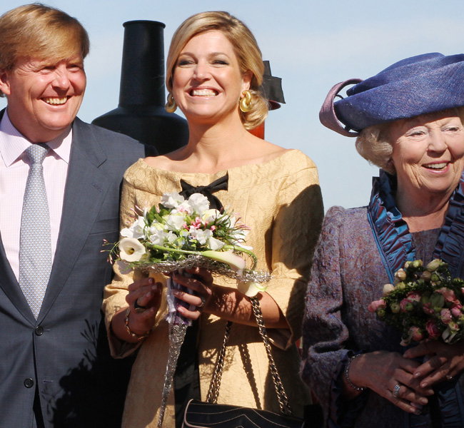 Das Köngishaus: angeblich gehören die niederländischen Royals zu den reichsten Adligen. Ihnen gehören mehrere hundert Millionen Euro, Kunst, Schmuck und Immobilien