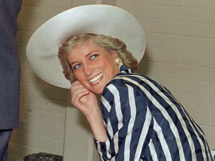 Prinzessin Diana: Ihr viel zu kurzes Leben in Bildern
