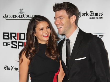 Nina Dobrev und Austin Stowell: Erster offizieller Auftritt als Paar - Die beiden Schauspieler machten eine perfekte Figur auf dem roten Teppich