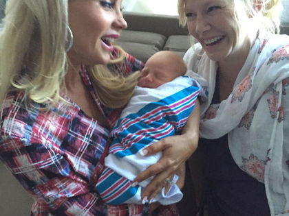 „Law & Order: SVU“-Kelli Giddish ist Mutter geworden  - Erster Baby-Besuch von Kollege Ice-T
