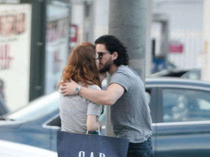 „Game of Thrones“-Stars Kit Harington und Rose Leslie wieder ein Paar - Das On-/Off-Paar turtelt beim Shopping-Trip