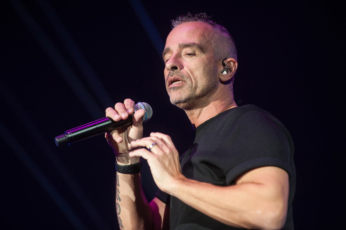 Eros Ramazzotti bei einem Auftritt