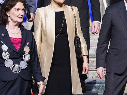 Prinzessin Victoria: 1. Auftritt nach der Geburt von Söhnchen Oscar - Nur einen Monat nach der Entbindung präsentiert die schwedische Royal ihren After-Baby-Body