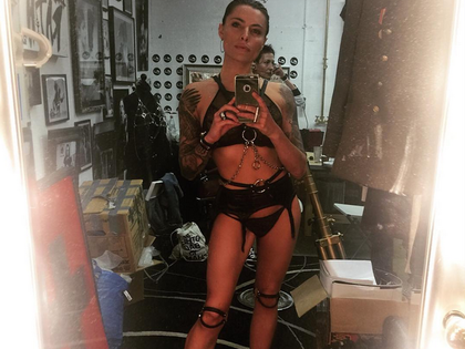 Oh, là, là! Sophia Thomalla zeigt sich im Fetisch-Look - Das Model bei einem sexy Shooting