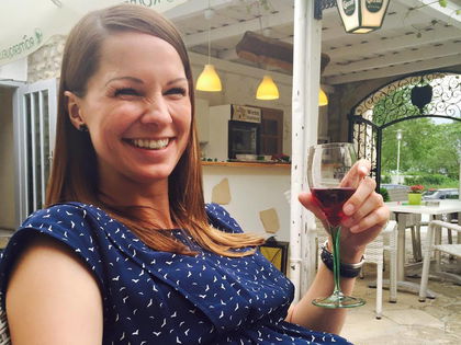 Christina Stürmer erntet Shitstorm nach Foto mit Babybauch und Weinglas - Die Sängerin meldet sich nach Vorwürfen zu Wort