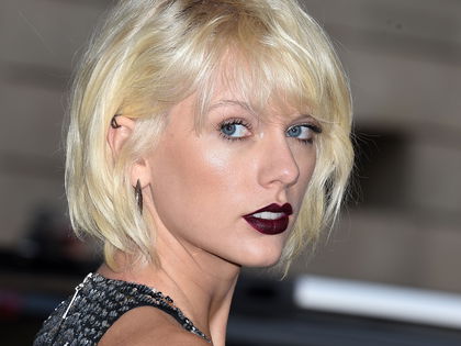 Nackt in Kanye Wests "Famous"-Video: So reagiert Taylor Swift - Die "Bad Blood"-Sängerin ist "außer sich vor Wut"