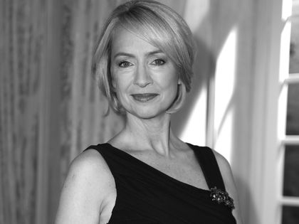 "Verbotene Liebe"-Star Martina Servatius ist tot - Die Schauspielerin starb nach kurzer, schwerer Krankheit
