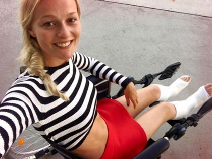 Verletzt! "GNTM"-Kandidatin Miriam Höller bricht sich beide Füße - Bei einem Action-Fotoshooting verletzte sich die Stuntfrau schwer
